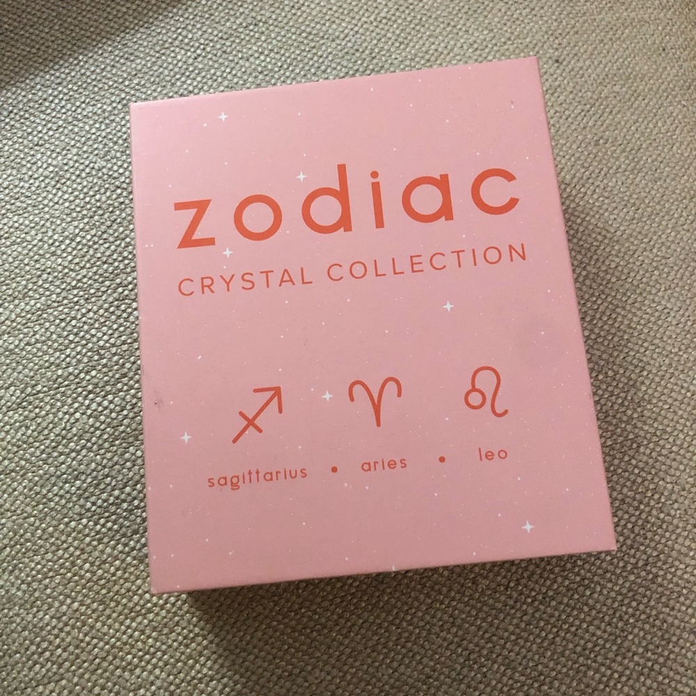 Zodiac Crystal Collection - Picture 2 of 5